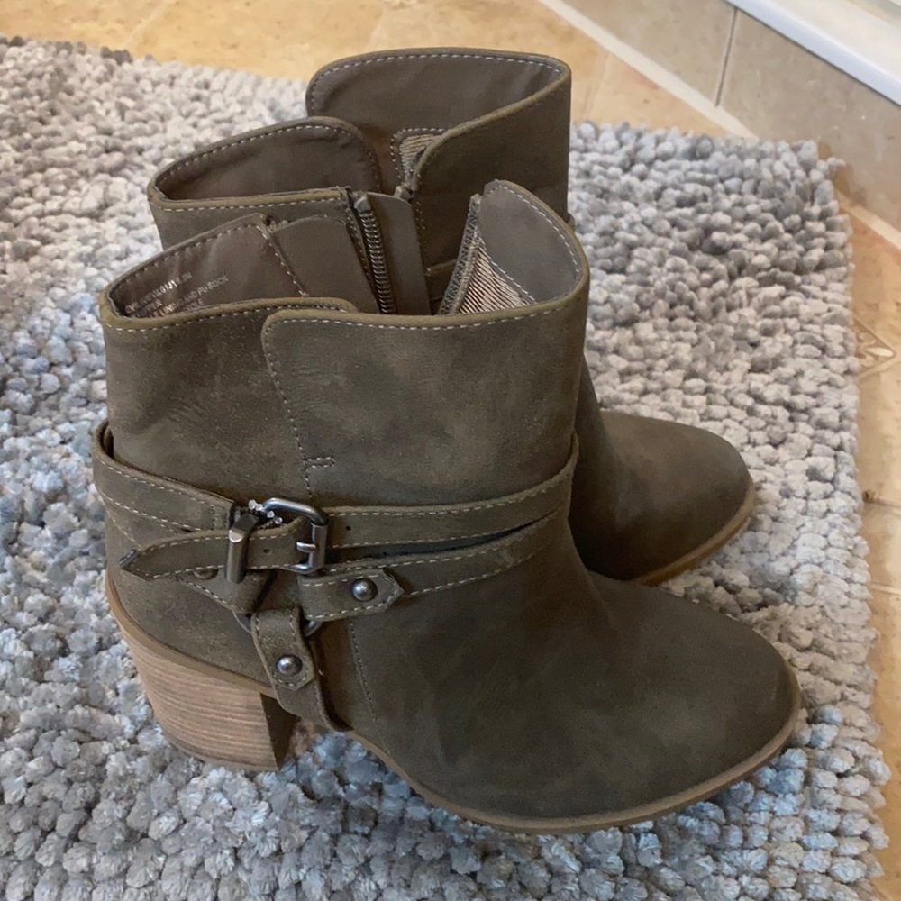 Madden Girl Boots
